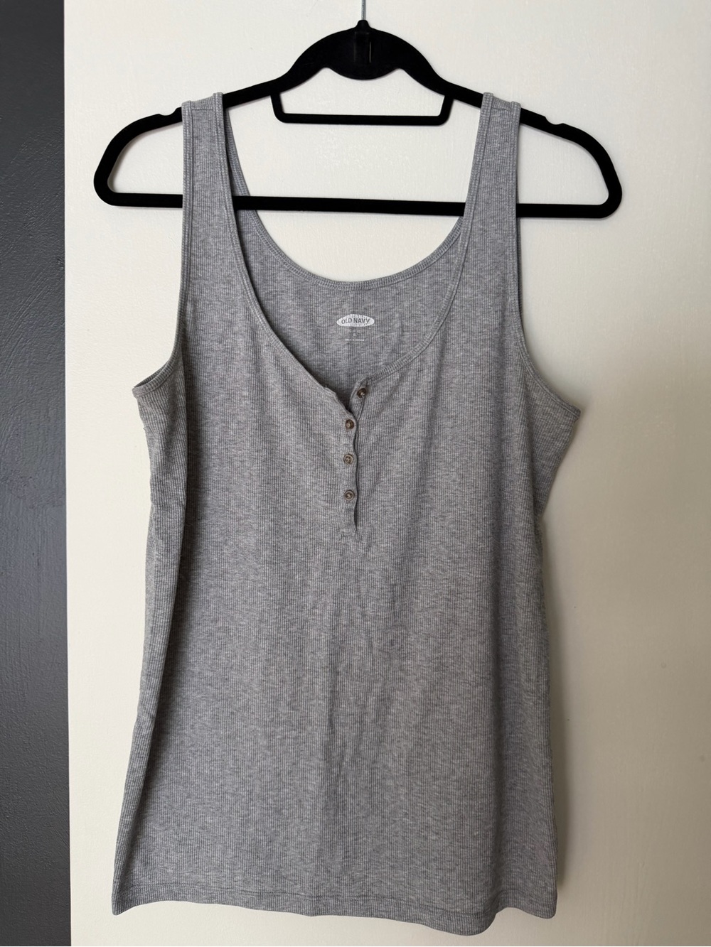 Old Navy Gray Ribbed Henley Tank Top with Button Placket